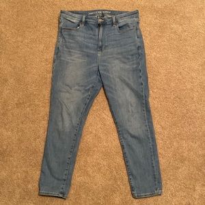 American Eagle Super Hi-Rise Jegging
